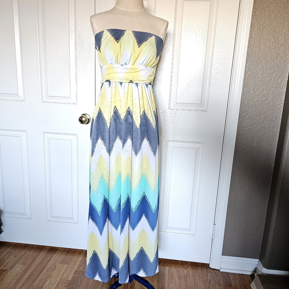 Chevron print strapless tube top maxi dress
